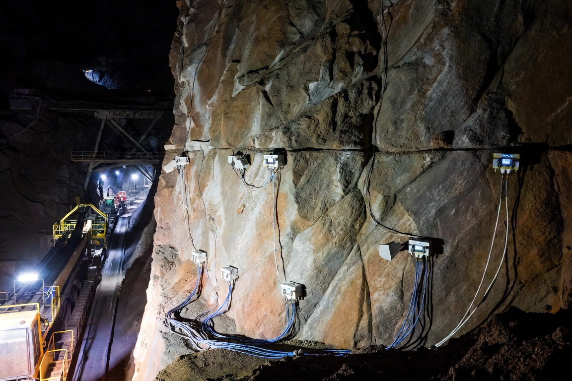 Seismic Monitoring in Mining: Reading the Rock Before It Moves